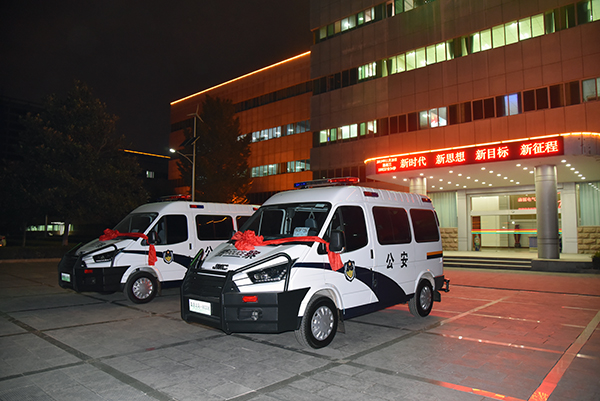 河北石家庄通过公安部警采中心采购多功能运兵车(图2)