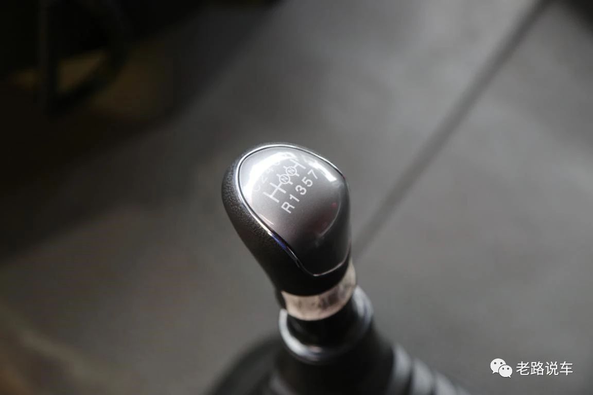比肩进口底盘 森源鸿马消防救援通信车“肩负”指挥重任(图14)