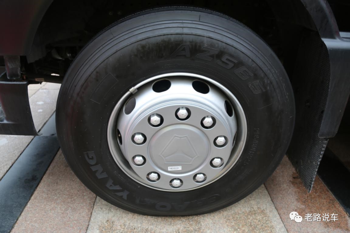 比肩进口底盘 森源鸿马消防救援通信车“肩负”指挥重任(图17)