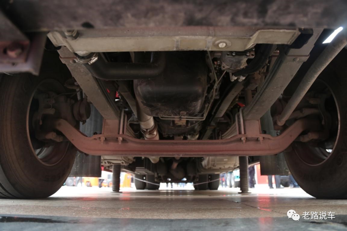比肩进口底盘 森源鸿马消防救援通信车“肩负”指挥重任(图16)