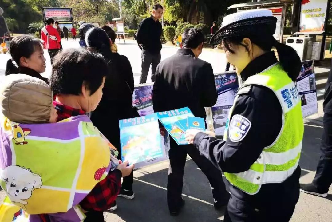 【梅州】一路同心 风雨同行 今天 他们为交通安全代言!(图3) 【梅州】一路同心 风雨同行 今天 他们为交通安全代言!(图3)