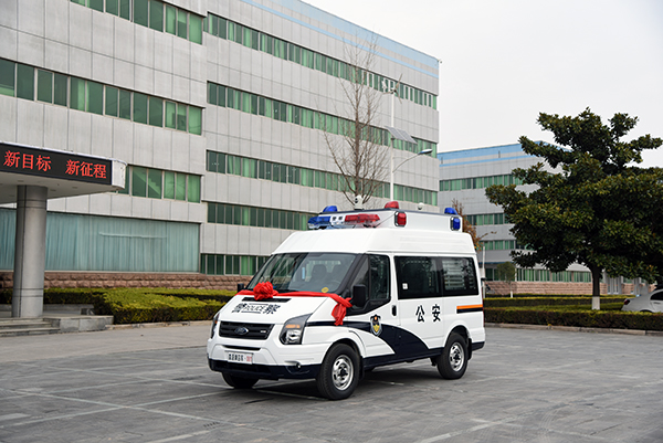 广东阳江通过公安部警采中心采购警用囚车(图2)