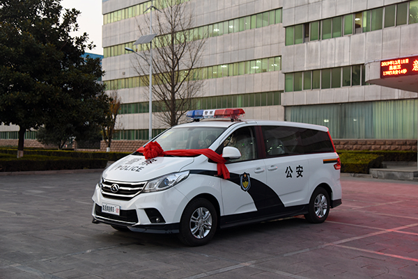 湖北咸宁通过公安部警采中心采购警用勘察车(图2)