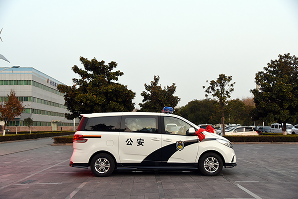湖北咸宁通过公安部警采中心采购警用勘察车(图4)