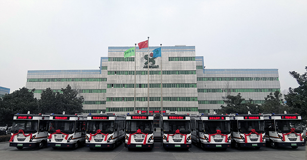 科技强警服务实战||青海省公安厅移动警务室发车仪式隆重举行(图1) 科技强警服务实战||青海省公安厅移动警务室发车仪式隆重举行(图1)