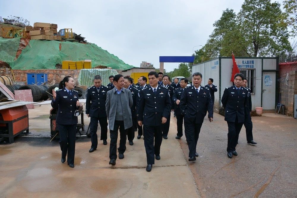东风满眼入画来——2019年娄底公安工作回眸(图4) 东风满眼入画来——2019年娄底公安工作回眸(图4)
