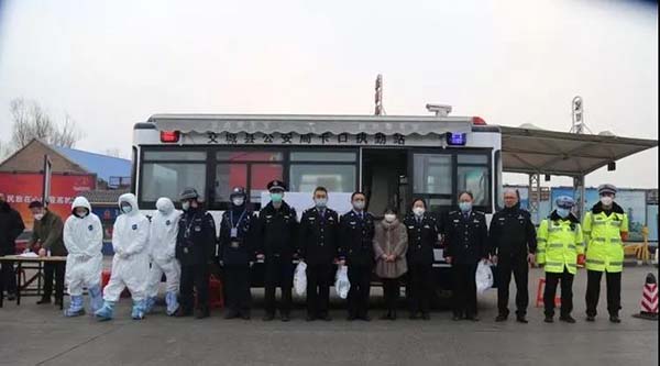 疫情在前 警察不退——高科技装备助力战“疫” 坚守疫情防控第一线(图3) 疫情在前 警察不退——高科技装备助力战“疫” 坚守疫情防控第一线(图3)