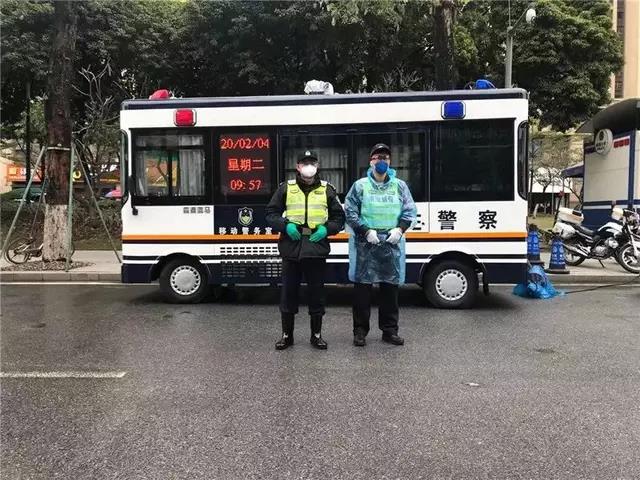 广东佛山：4台移动警务执勤车投用  驰援战“疫”前线(图3)