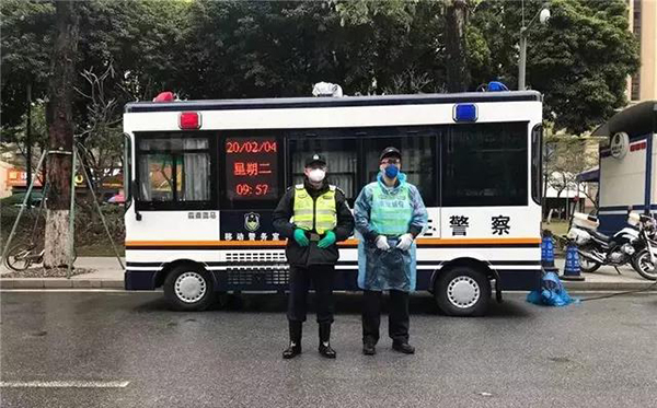 疫情防控前线!桂城一批移动警务执勤车疫情防控车综合平台投用(图3) 疫情防控前线!桂城一批移动警务执勤车疫情防控车综合平台投用(图3)