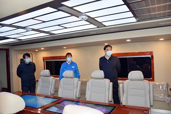 郑州市经开区党工委书记、管委会主任樊福太莅临森源鸿马检查指导(图11)