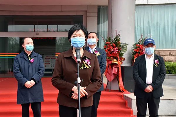 水木大讲堂开讲暨森源鸿马5G负压救护车下线揭幕仪式隆重举行(图7) 水木大讲堂开讲暨森源鸿马5G负压救护车下线揭幕仪式隆重举行(图7)