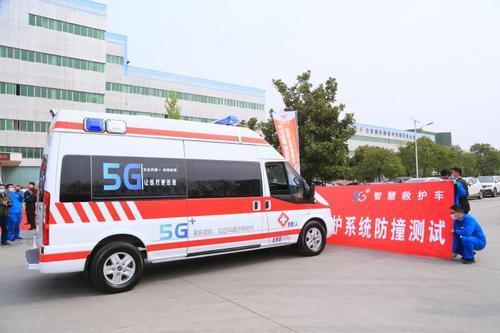 经开区企业再添硬核力量:5G负压救护车,上车即就诊(图2) 经开区企业再添硬核力量:5G负压救护车,上车即就诊(图2)