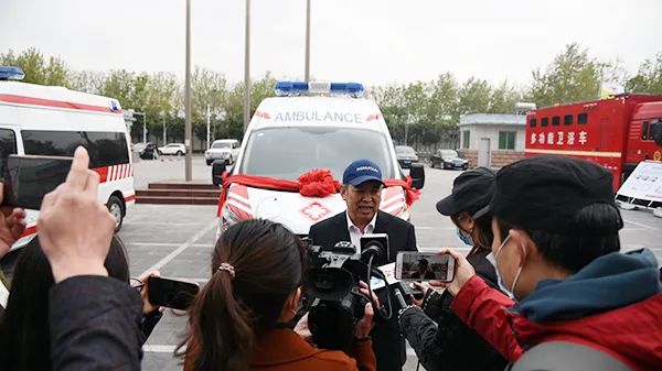 众志成城抗疫情 森源鸿马显大爱——森源鸿马向河南省慈善总会捐赠5G负压救(图12) 众志成城抗疫情 森源鸿马显大爱——森源鸿马向河南省慈善总会捐赠5G负压救(图12)