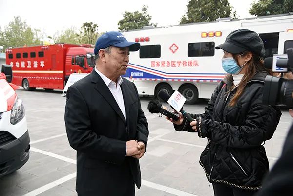 众志成城抗疫情 森源鸿马显大爱——森源鸿马向河南省慈善总会捐赠5G负压救(图16) 众志成城抗疫情 森源鸿马显大爱——森源鸿马向河南省慈善总会捐赠5G负压救(图16)