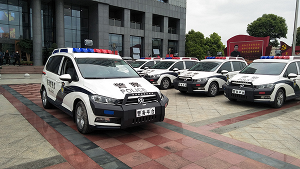 福建龙岩市17台移动警务平台列装上岗(图4)