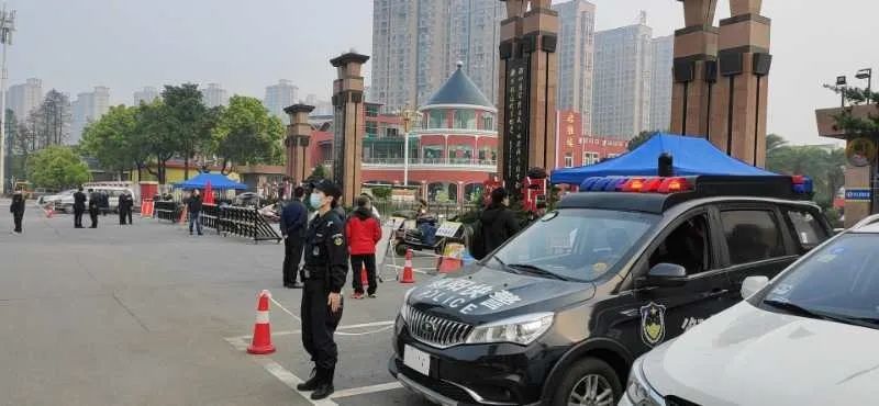 衡阳公安||校园卫士”护卫队助推分级分批复学(图3) 衡阳公安||校园卫士”护卫队助推分级分批复学(图3)