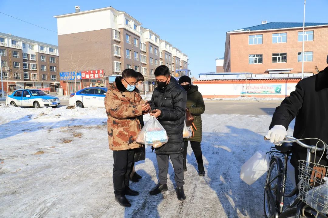 独特的草原检察范儿——新右旗检察院第二次做客内蒙古广播电视台(图2) 独特的草原检察范儿——新右旗检察院第二次做客内蒙古广播电视台(图2)