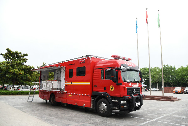 后勤在前 保障先行//甘肃省消防救援总队9台饮食保障车正式“入伍”(图8)