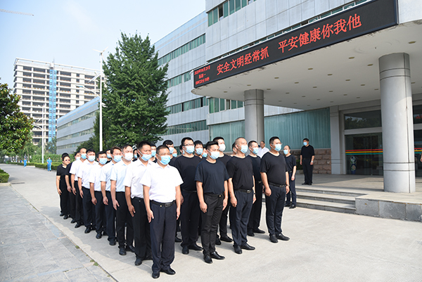 用纪律打造团队 用坚韧挑战未来——森源鸿马月度总结大会(图10) 用纪律打造团队 用坚韧挑战未来——森源鸿马月度总结大会(图10)