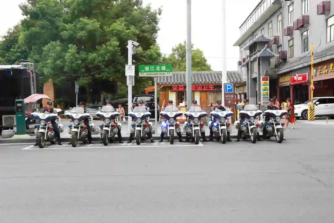 【县域警务在衡阳】“城市快警”的一天:看着很酷,其实很苦(图5) 【县域警务在衡阳】“城市快警”的一天:看着很酷,其实很苦(图5)