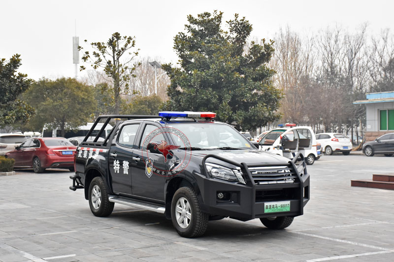 皮卡武装巡逻车(图1)