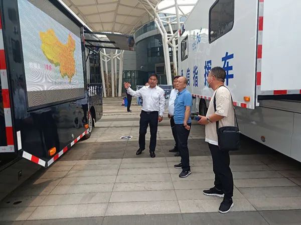 森源鸿马高精尖专用车闪耀亮相河南省汽车产销对接会(图8) 森源鸿马高精尖专用车闪耀亮相河南省汽车产销对接会(图8)