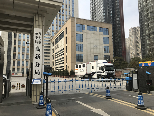 西安多功能宿营车正式入伍上岗(图3)