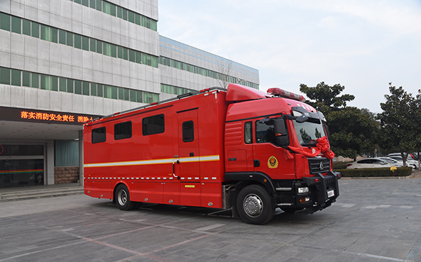 四川内江采购多功能宿营车(图2)