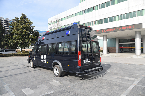 山西晋城采购防暴运兵车(图5)