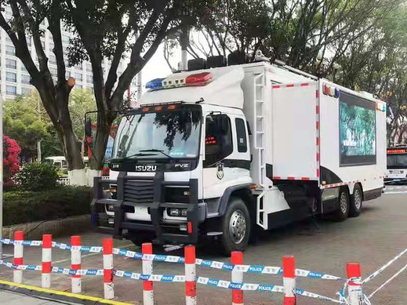 平安梅州||宁惠军检查“梅马”安保工作 确保赛事安全有序进行(图5) 平安梅州||宁惠军检查“梅马”安保工作 确保赛事安全有序进行(图5)
