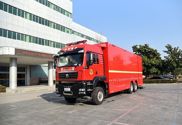 森源鸿马应急物资运输车启程发往辽宁，助力当地应急保障工作(图2)