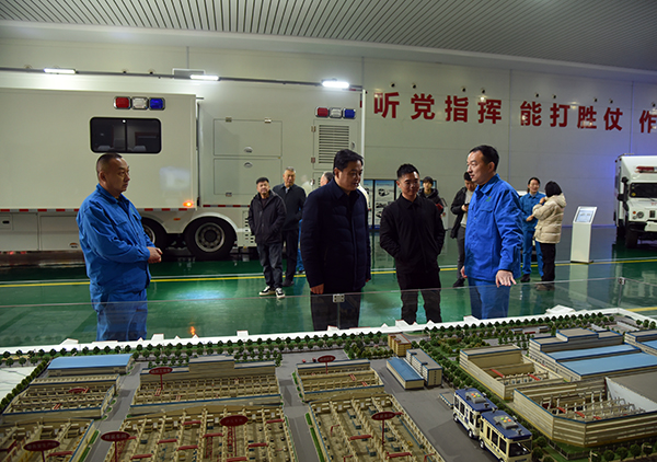 郑州经开区总工会一行慰问森源鸿马，传递关怀与温暖(图4)