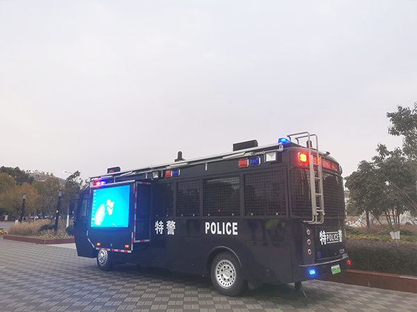 森源鸿马移动警务室：春节里的坚守与担当(图3)