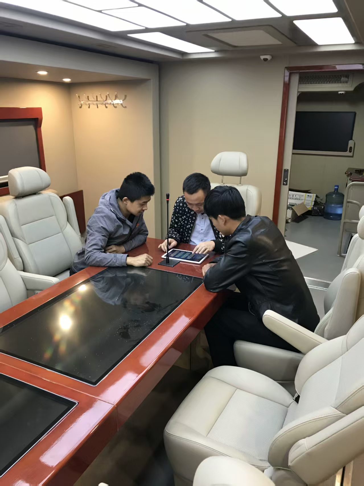 森源鸿马最美奋斗者服务之星冉伟博：以匠心铸品质，用服务赢未来(图3)
