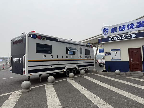 九三阅兵安保“移动堡垒”！森源鸿马移动警务室站岗执勤守护平安(图5)