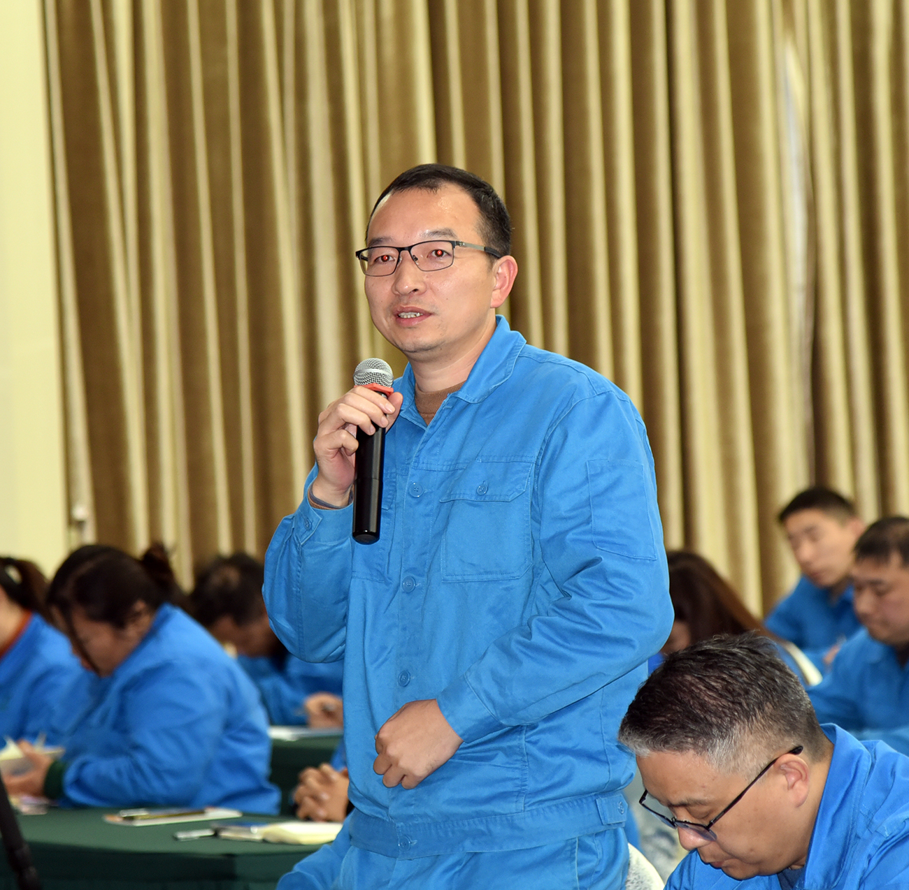 学华为精神 促高质量发展||森源鸿马召开《在学习华为心得体会交流专题会上的讲话》专题学习分享会(图8) 学华为精神 促高质量发展||森源鸿马召开《在学习华为心得体会交流专题会上的讲话》专题学习分享会(图8)