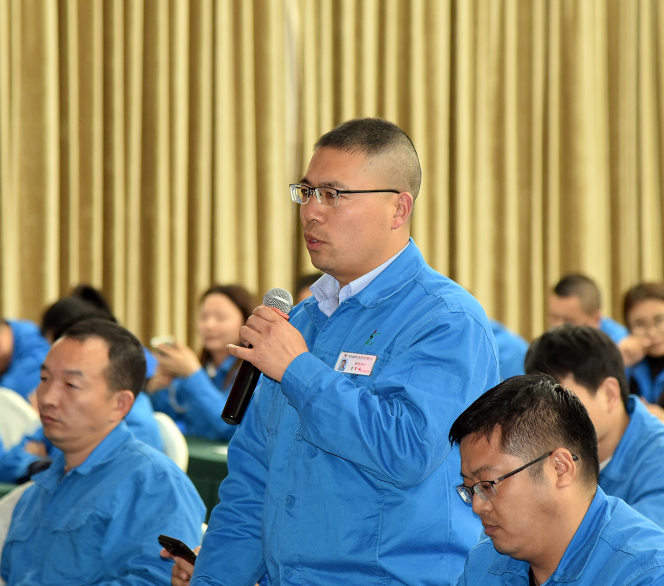 学华为精神 促高质量发展||森源鸿马召开《在学习华为心得体会交流专题会上的讲话》专题学习分享会(图9) 学华为精神 促高质量发展||森源鸿马召开《在学习华为心得体会交流专题会上的讲话》专题学习分享会(图9)