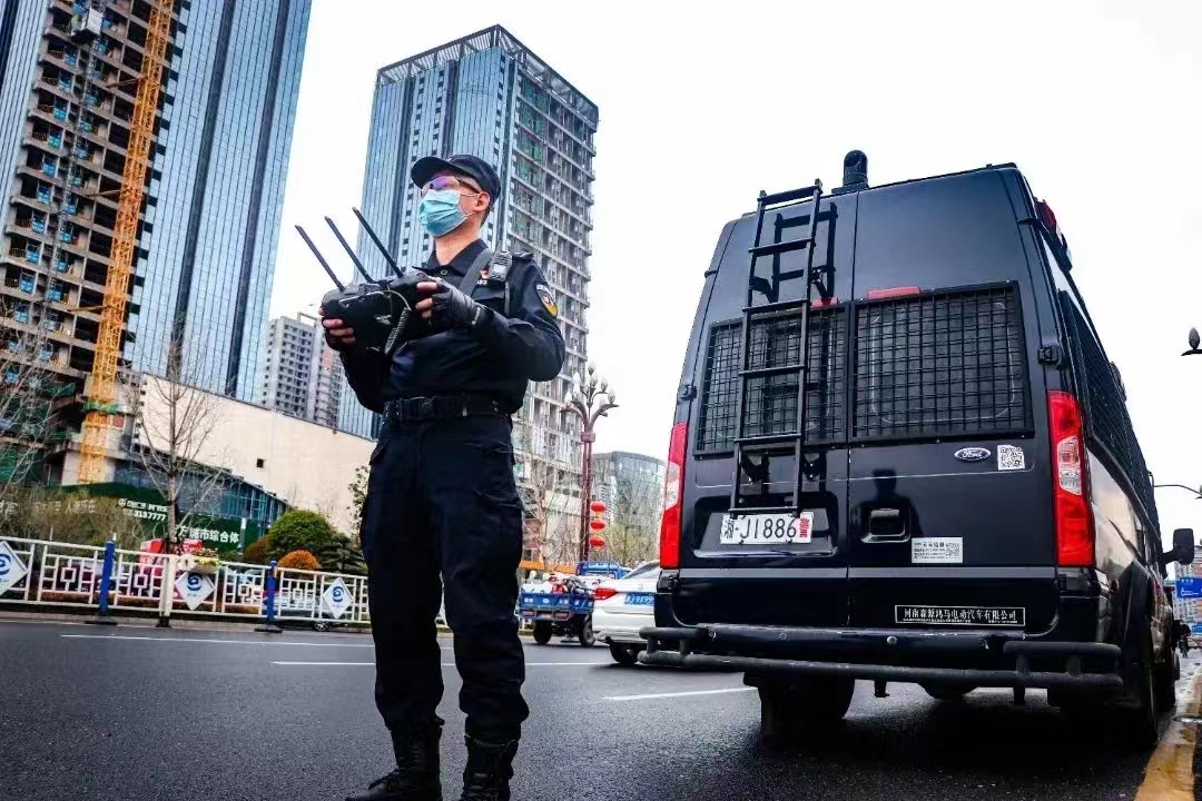 执勤一线显担当!森源鸿马移动警务平台全天候守护平安防线(图10) 执勤一线显担当!森源鸿马移动警务平台全天候守护平安防线(图10)