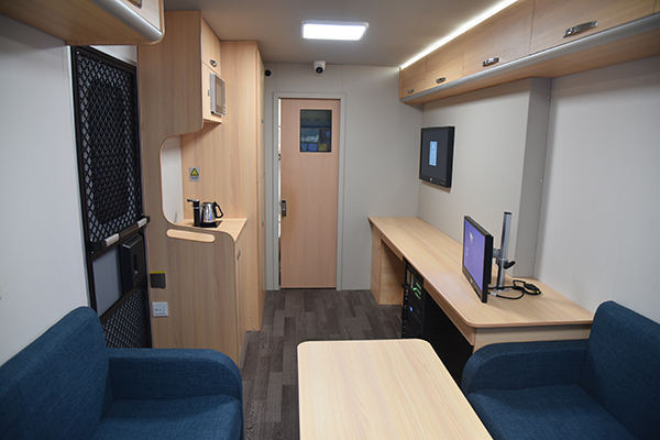 科技赋能空港安防！森源鸿马移动警务平台正式入驻新疆机场(图6)