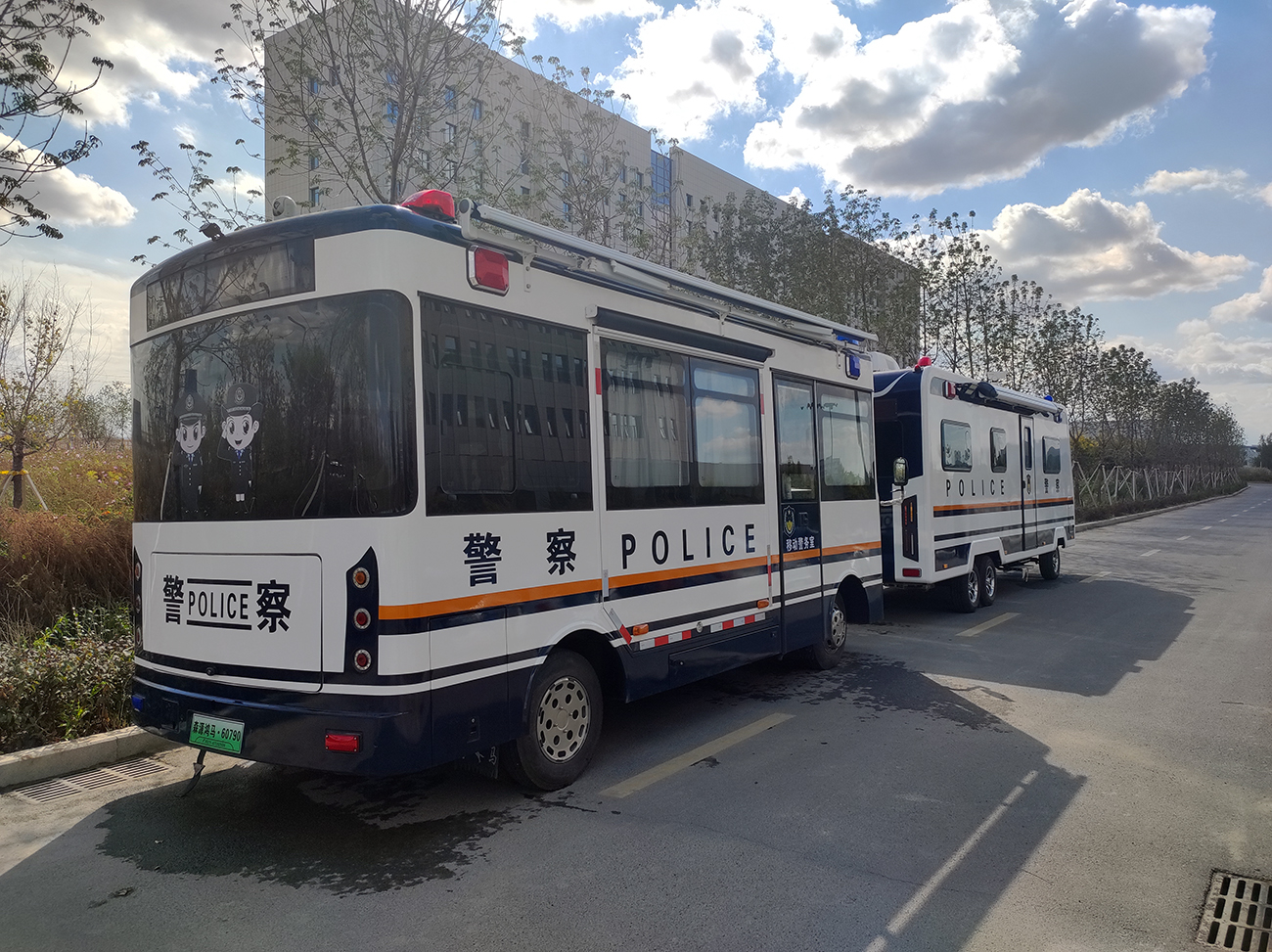 科技赋能空港安防！森源鸿马移动警务平台正式入驻新疆机场(图4)