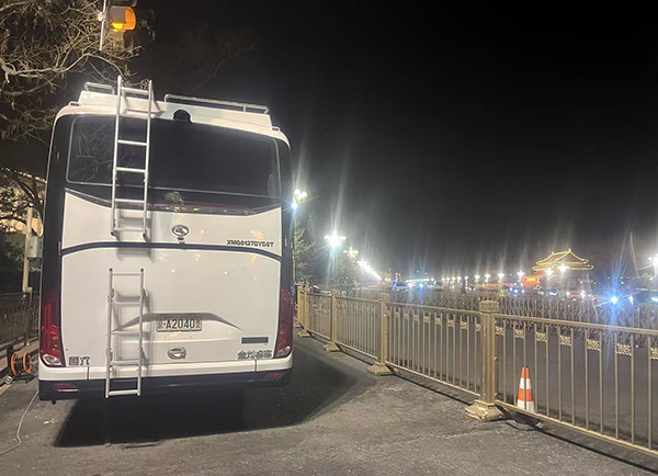 科技护航新春 平安守护家国 —— 森源鸿马通信指挥车值守北京天安门、西安大雁塔(图2) 科技护航新春 平安守护家国 —— 森源鸿马通信指挥车值守北京天安门、西安大雁塔(图2)