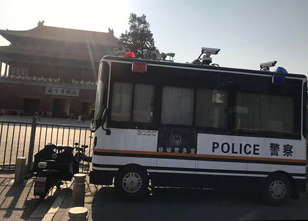 科技铸盾护盛会 平安前哨显担当——森源鸿马移动警务室全力护航两会安保(图4) 科技铸盾护盛会 平安前哨显担当——森源鸿马移动警务室全力护航两会安保(图4)