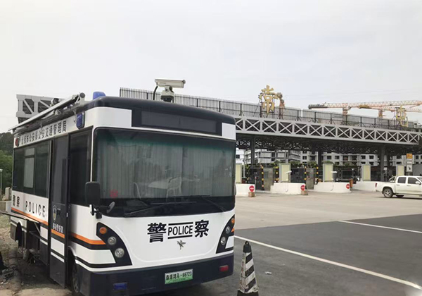 科技铸盾护盛会 平安前哨显担当——森源鸿马移动警务室全力护航两会安保(图10) 科技铸盾护盛会 平安前哨显担当——森源鸿马移动警务室全力护航两会安保(图10)