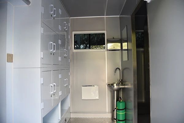 暖心守护 硬核保障|森源鸿马淋浴车 为应急救援一线注入温暖力量(图2) 暖心守护 硬核保障|森源鸿马淋浴车 为应急救援一线注入温暖力量(图2)