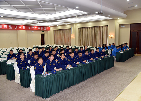 警企同心启新程 赋能实战开新篇—南京市消防救援支队赴森源鸿马参观交流开班仪式顺利举行(图6) 警企同心启新程 赋能实战开新篇—南京市消防救援支队赴森源鸿马参观交流开班仪式顺利举行(图6)