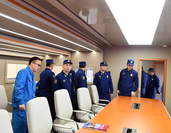 警企同心启新程 赋能实战开新篇—南京市消防救援支队赴森源鸿马参观交流开班仪式顺利举行(图11) 警企同心启新程 赋能实战开新篇—南京市消防救援支队赴森源鸿马参观交流开班仪式顺利举行(图11)