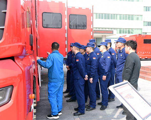 警企协同强技能 实战赋能促提升——南京市消防救援支队赴森源鸿马参观交流圆满成功(图11)