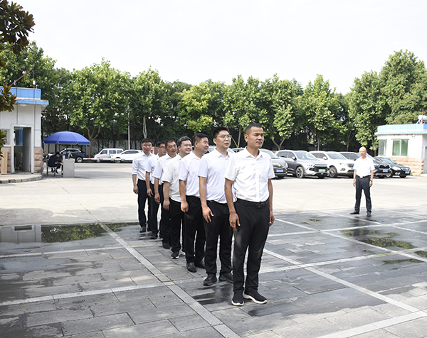 复盘学习明得失 聚力攻坚冲全年||森源鸿马销售部6月份暨上半年总结培训会顺利召开 (图9)