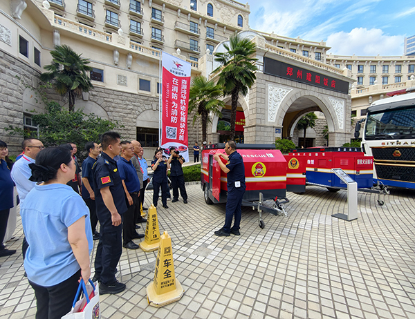 硬核装备亮相盛会 战略合作携手护航|森源鸿马应邀出席全国安全联勤防灾减灾河南高峰论坛并签约赋能中原应急建设(图14) 硬核装备亮相盛会 战略合作携手护航|森源鸿马应邀出席全国安全联勤防灾减灾河南高峰论坛并签约赋能中原应急建设(图14)