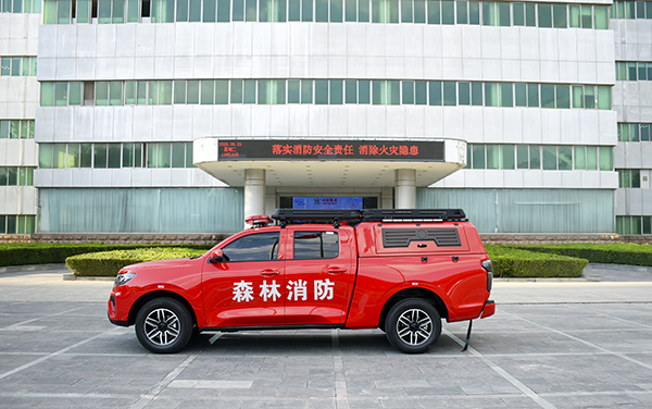 轻骑突进 向险而行｜森源鸿马长城炮器材消防车打造一线救援机动尖兵(图3)